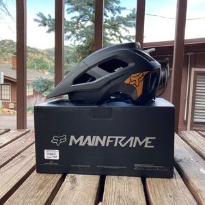 FOX Mainframe MTB Helmet - Worn Twice